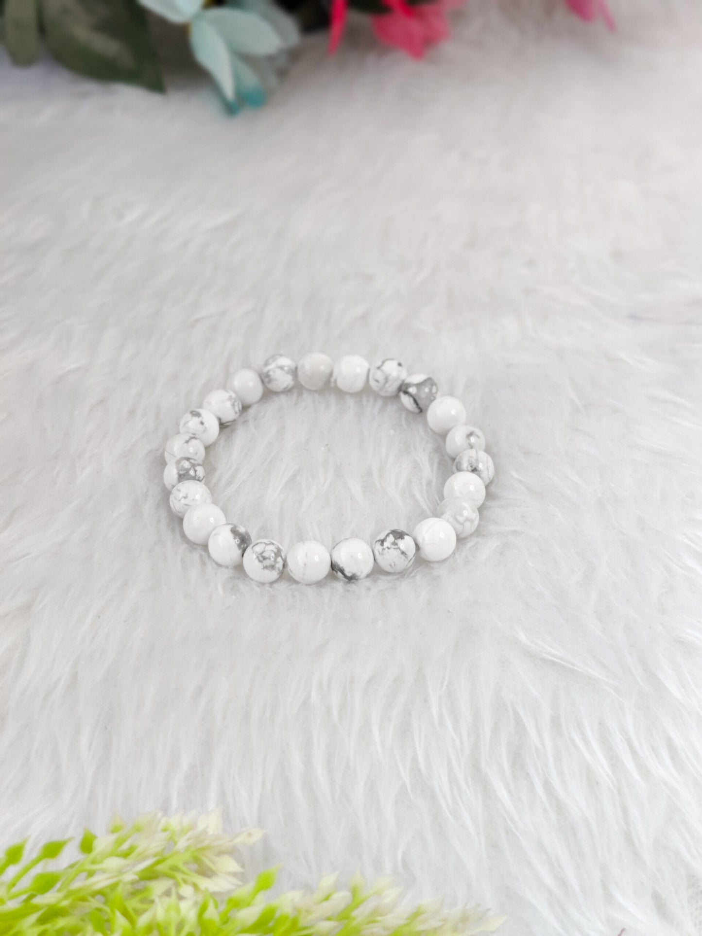 HOWLITE BRACELET