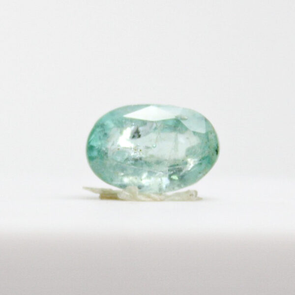 Emerald gemstone 2.83 carats
