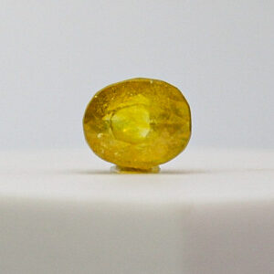 yellow sapphire 4.05 carat