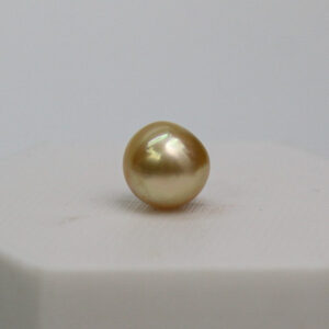 South sea pearl 7.72 carat