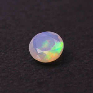 opal gemstone 3.61 carat